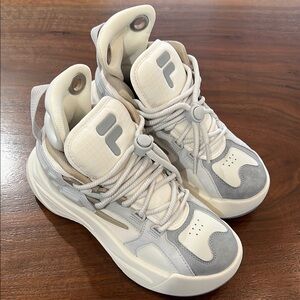 Fila Fusion (Limited edition) in neutrals